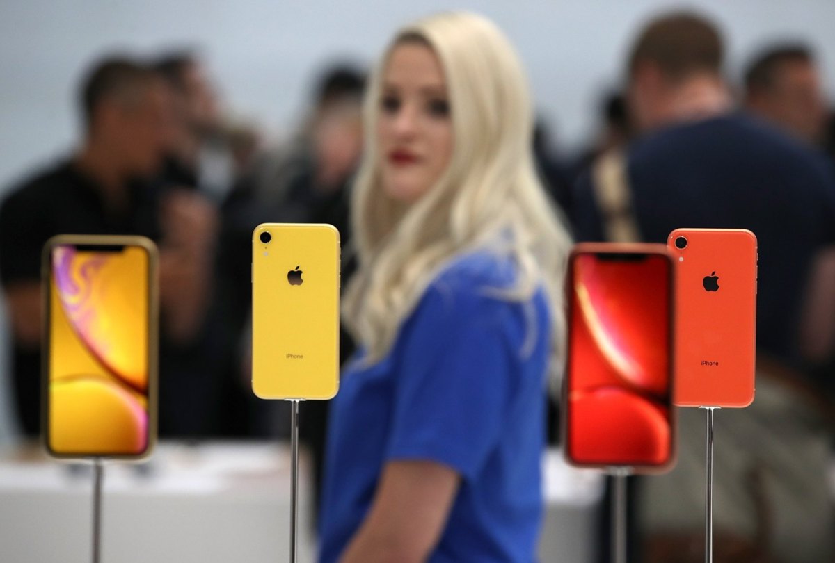 Mehrere iPhone Xr in einem Laden präsentiert