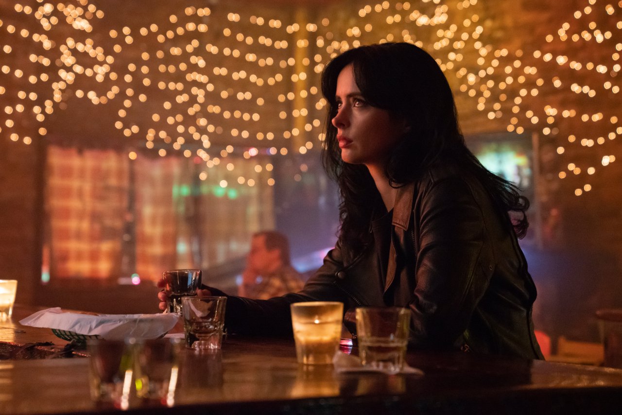 Als taffe Pricatdetektivin ist "Jessica Jones" ab Juni auf Netflix zu sehen.