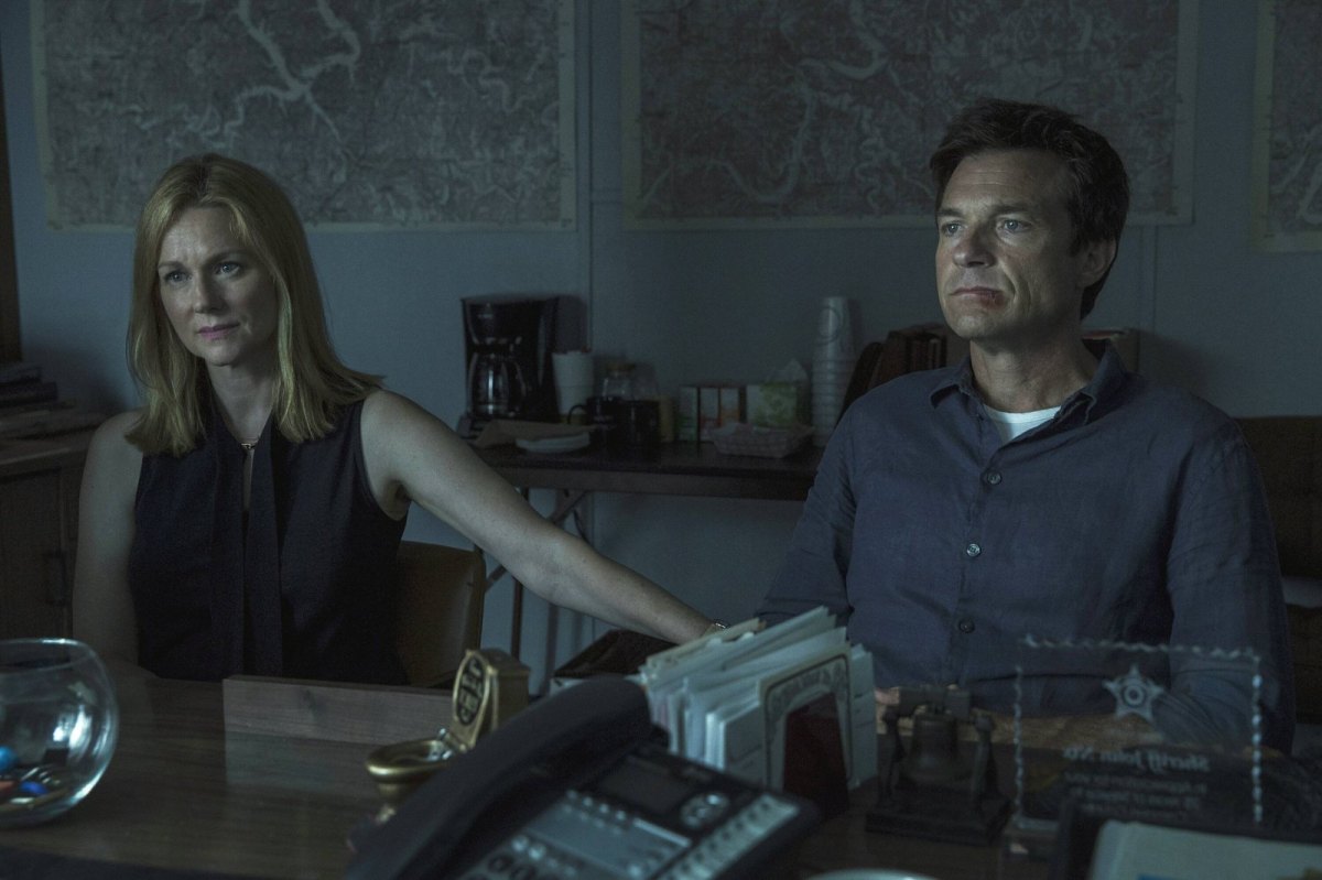 Laura Linney und Jason Bateman in Ozark