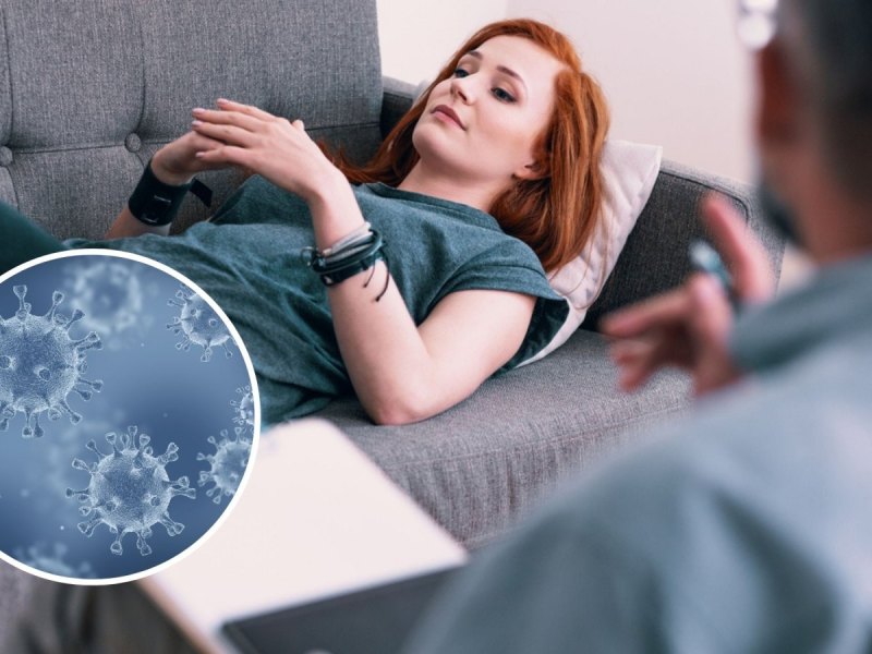 Frau beim Psychotherapeuten