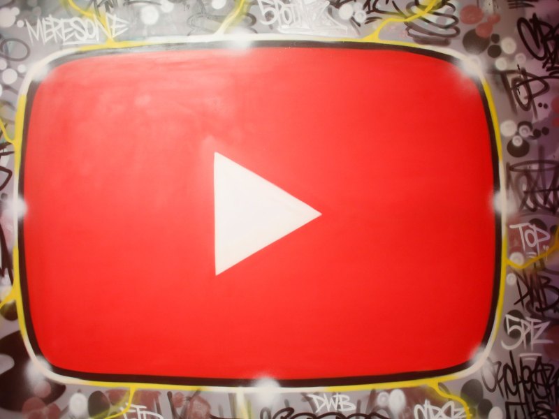 YouTube-Logo als Grafitti