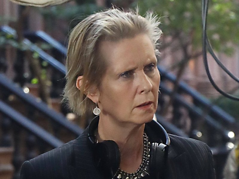 Cynthia Nixon hinter den Kulissen von "And Just Like That...".. © imago images/MediaPunch