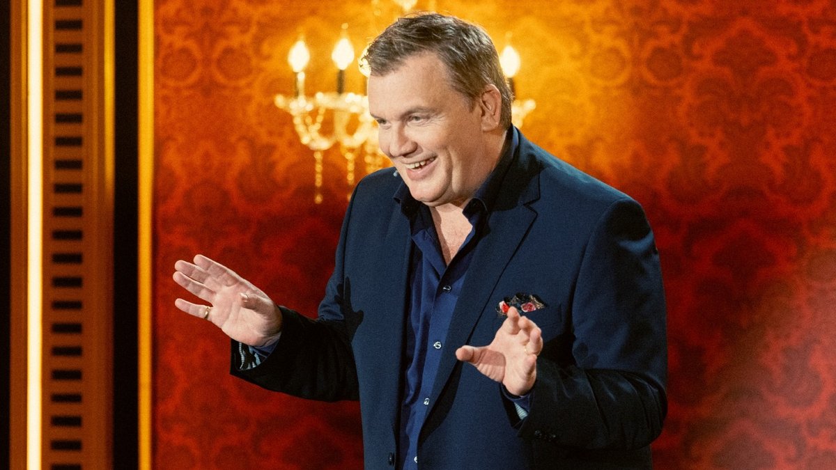 Hape Kerkeling in der TV-Sendung "Ein Abend mit Hape Kerkeling".. © RTL / Hendrik Lüders