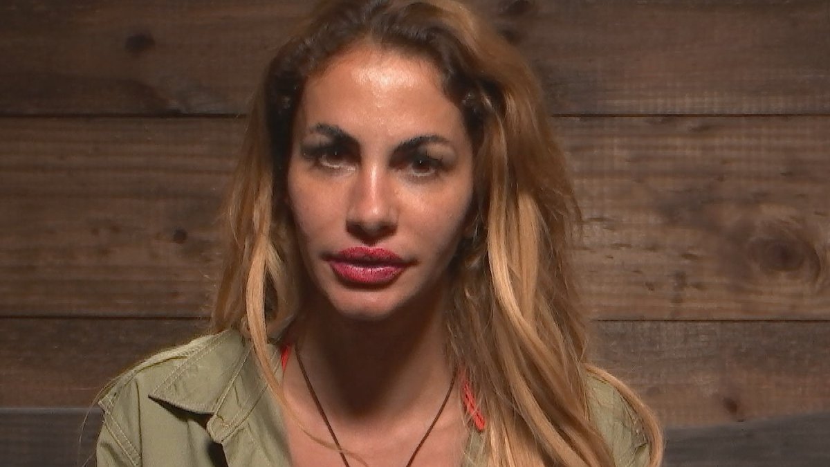 Janina Youssefian sorgte mit einem Rassismus-Eklat im Dschungelcamp für Entsetzen.. © Foto: RTL