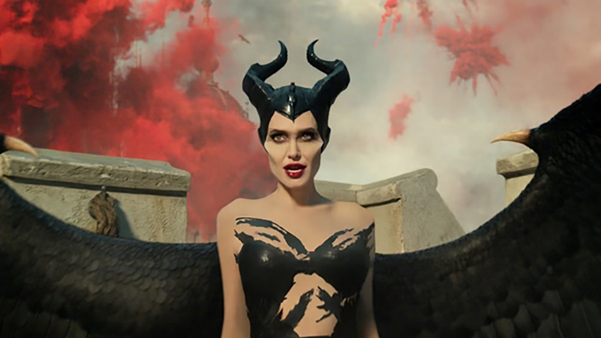 "Maleficent: Mächte der Finsternis": Maleficent (Angelina Jolie) traut dem Frieden zwischen Menschen und Feen nicht.. © 2019 Disney Enterprises Inc.