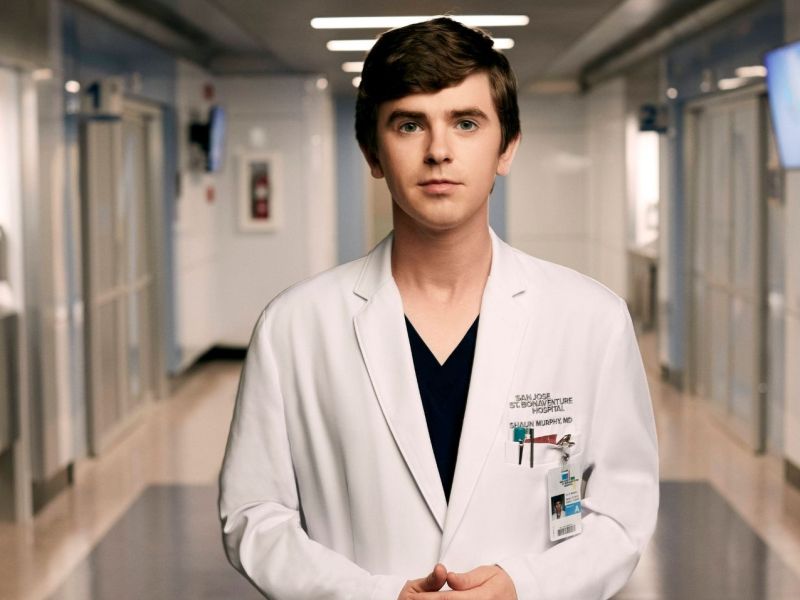 Freddie Highmore als The Good Doctor.