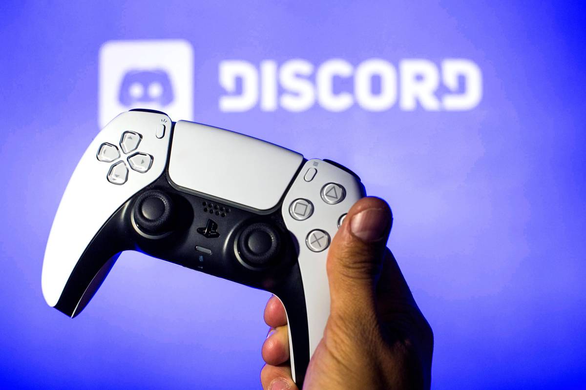 Discord Logo hinter PS5 Controller