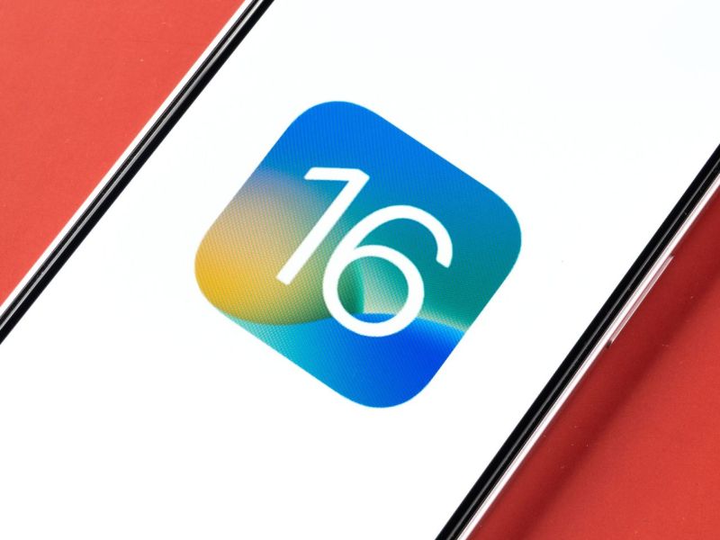 iOS 16