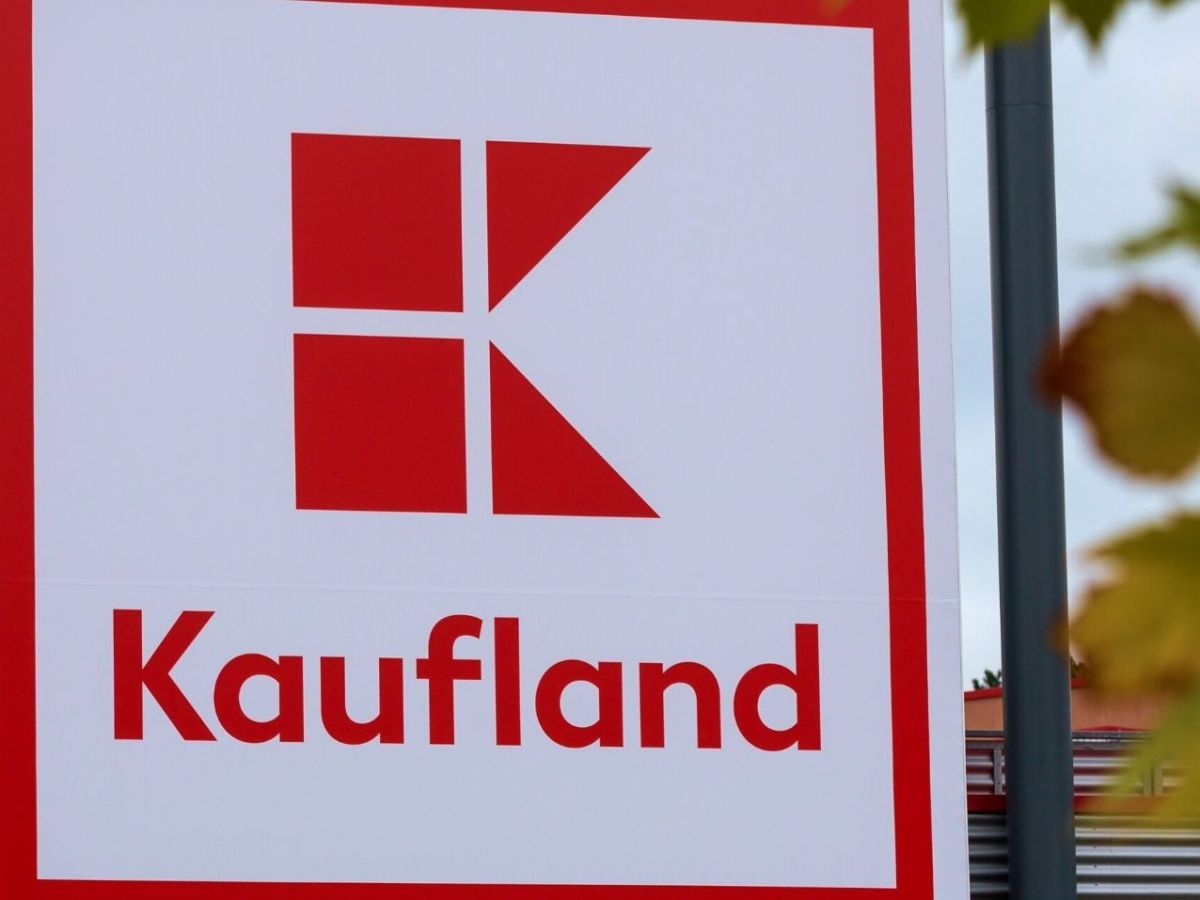 Kaufland Logo an einem GebÃ¤ude