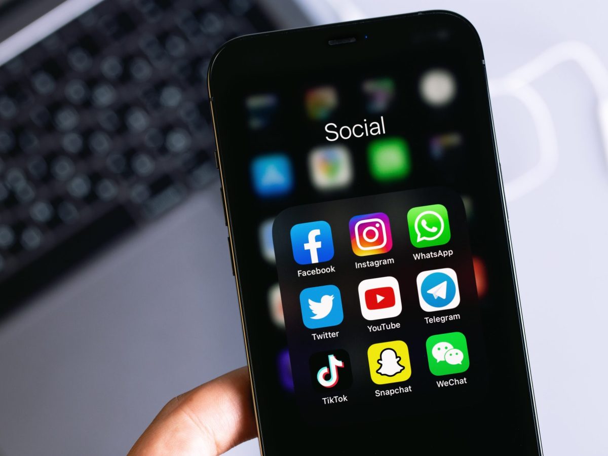 Social-Media-Apps auf einem Smartphone
