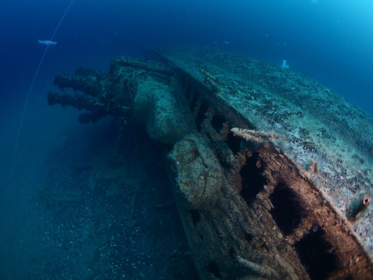 U-Boot als archÃ¤ologischer Fund am Meeresboden.