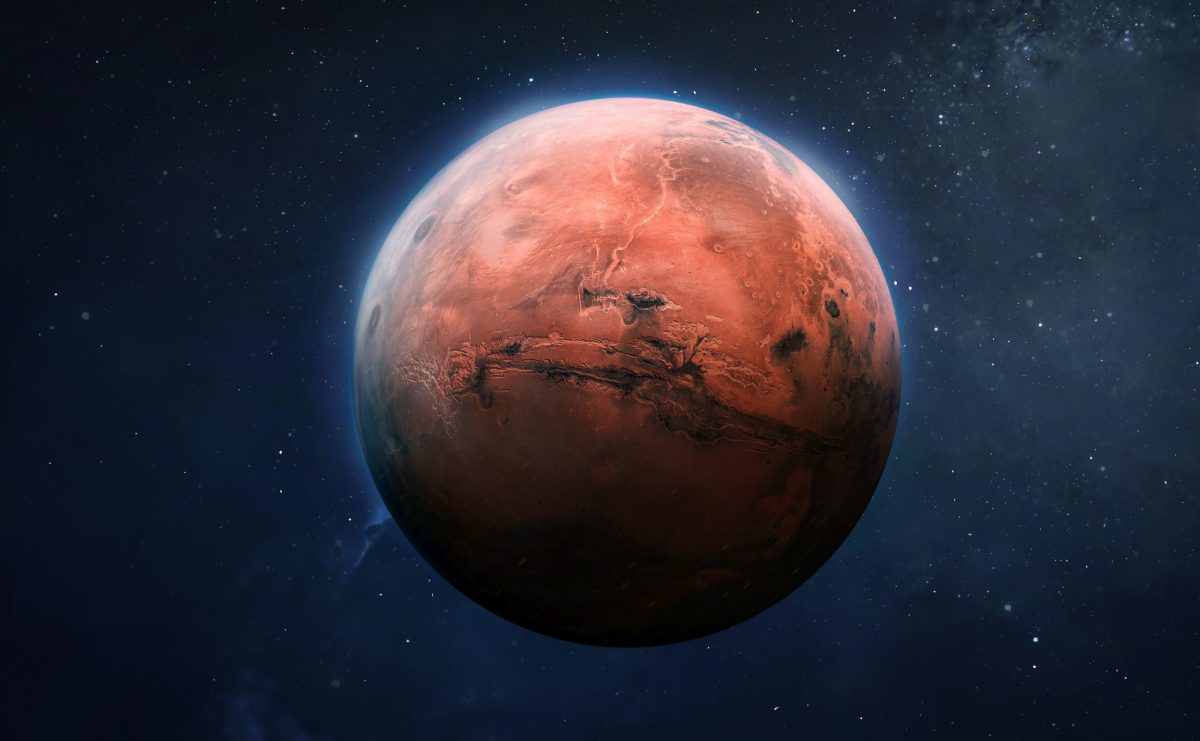 Mars im Weltall. (Computer-gestützte Aufnahme)