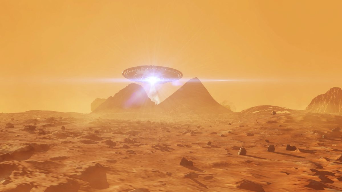Kapsel mit außerirdischem Leben über einem Planeten.