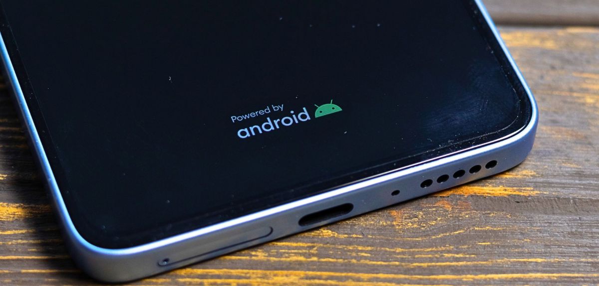 Android-Logo auf Smartphone