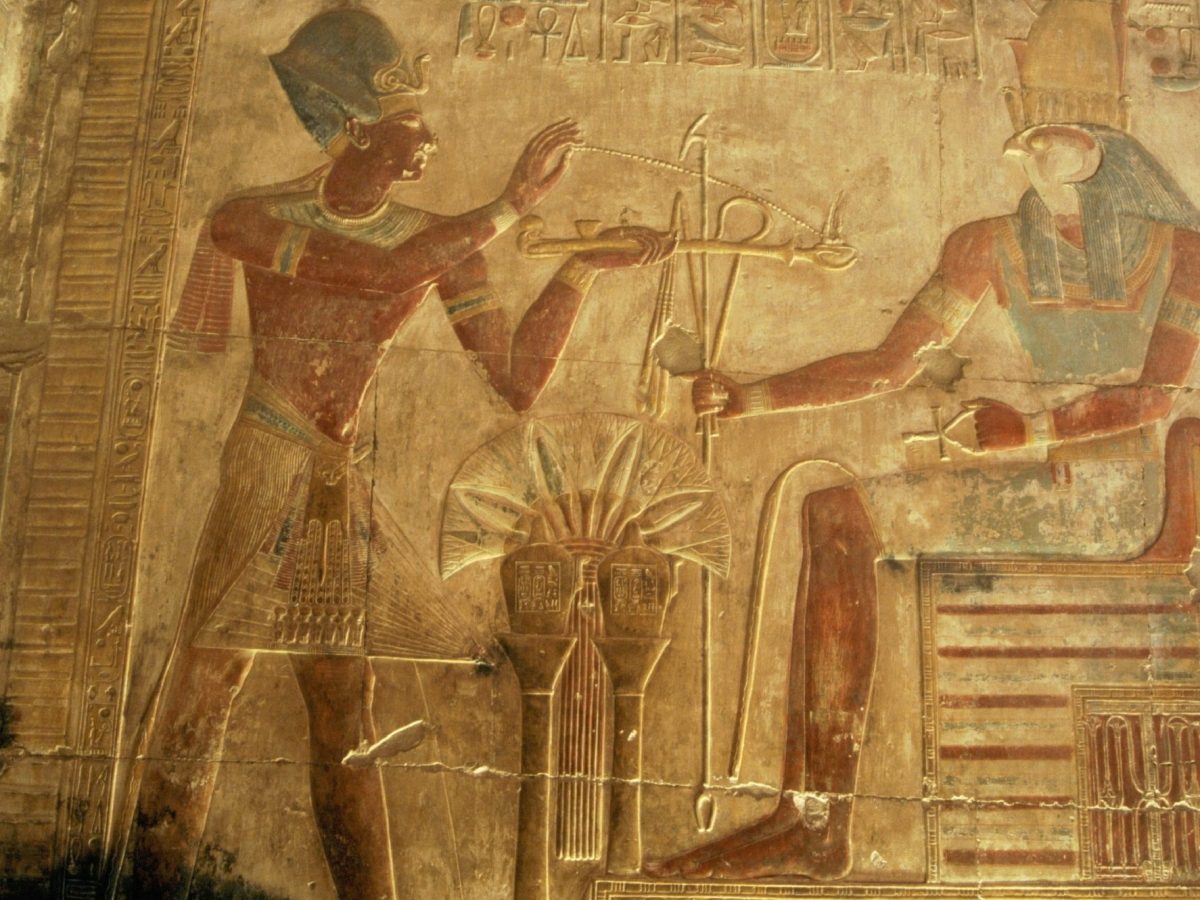 Ägyptische Wandmalereien als archäologischer Fund.