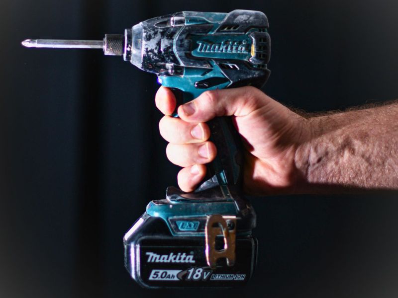 Makita-Akku-Bohrschrauber