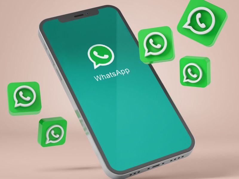 WhatsApp-Logo auf einem Smartphone-Bildschirm.